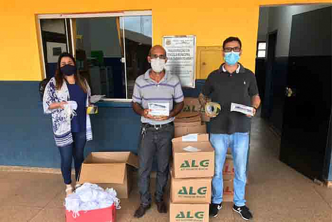 Máscaras e kits de higiene bucal são entregues a alunos da rede municipal - News Rondônia