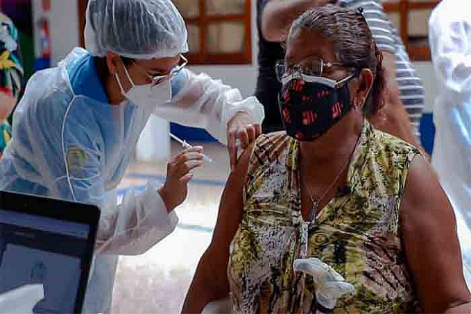 Aberto novo agendamento para vacinação de idosos acima de 65 anos - News Rondônia