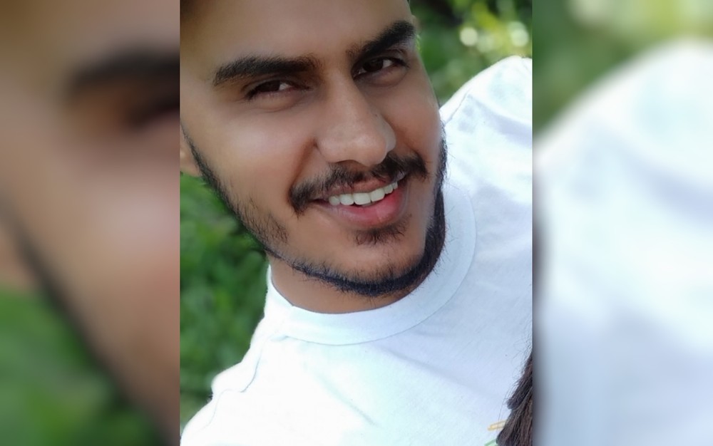 Homem morre após descarga elétrica de fone de ouvido - News Rondônia