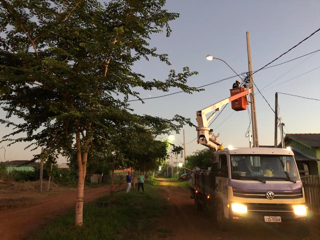 DISTRITOS - Mais de 700 pontos de iluminação são revitalizados em Extrema e Nova Califórnia - News Rondônia