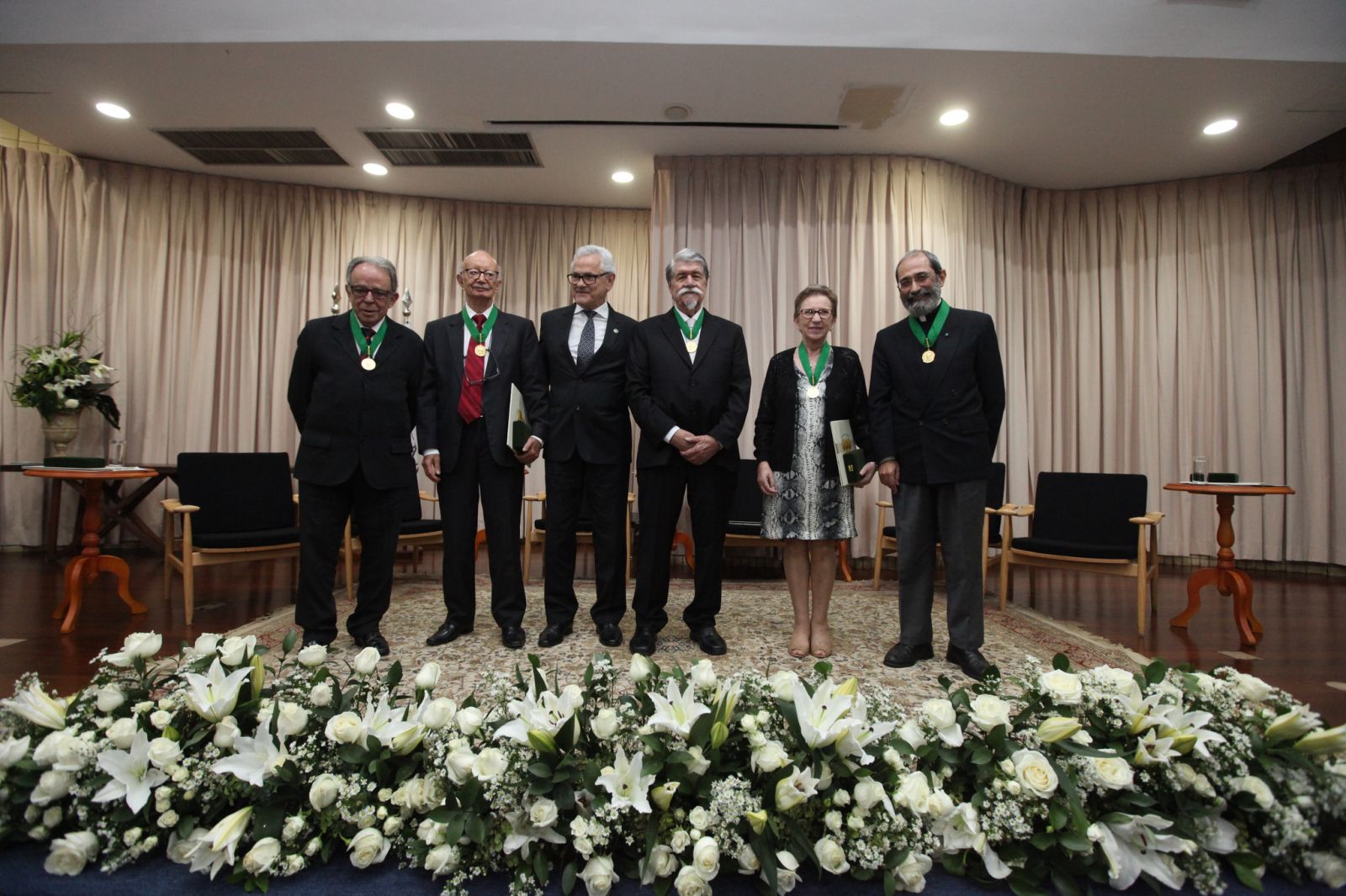 DRA. ANA ESCOBAR É A PRIMEIRA MÉDICA DE RONDÔNIA A RECEBER UMA COMENDA DO CFM - News Rondônia