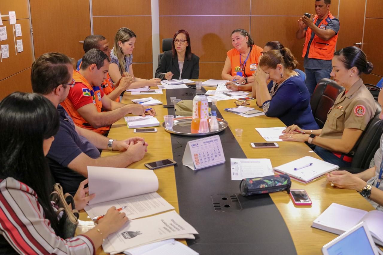 NOVAS AÇÕES PARA ATENDER ÀS VÍTIMAS DAS CHEIAS EM RONDÔNIA SÃO DISCUTIDAS EM REUNIÃO NA SECRETARIA DE ASSISTÊNCIA E DO DESENVOLVIMENTO SOCIAL - News Rondônia