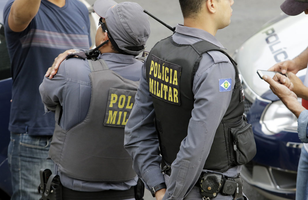 NO MESMO DIA, POLICIAIS MILITARES SALVAM DUAS JOVENS QUE TENTAVAM O SUICÍDIO EM MT - News Rondônia