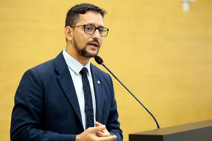 Deputado Anderson encaminha requerimento solicitando isenção de imposto para quem tem visão monocular - News Rondônia