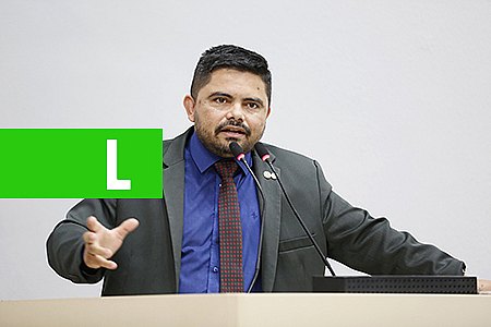 JESUÍNO BOABAID CONCEDE MEDALHA DE MÉRITO A SERVIDORES DO FUNRESPOM - News Rondônia