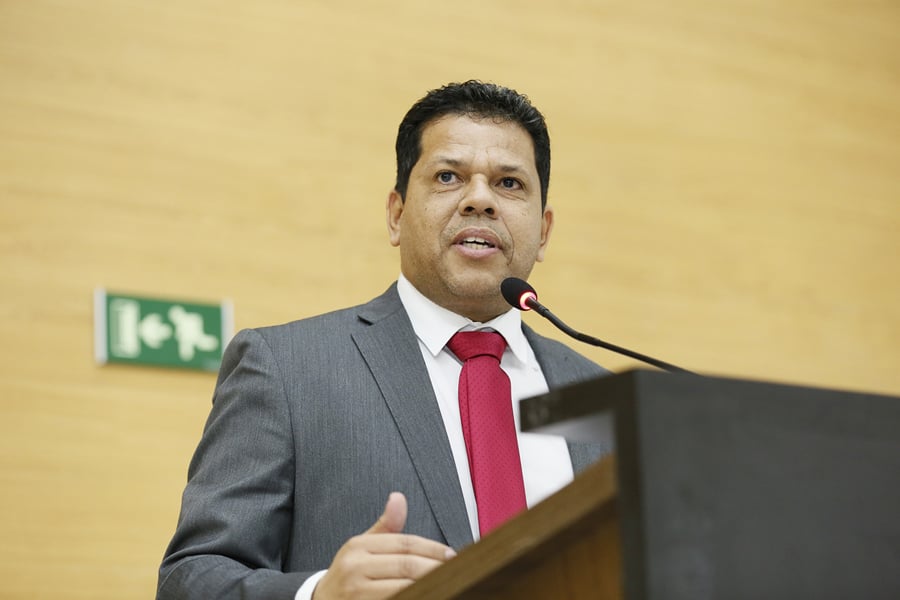 Mais de 100 ruas e avenidas da capital são indicadas por Jair Montes para serem contempladas pelo programa Tchau Poeira - News Rondônia