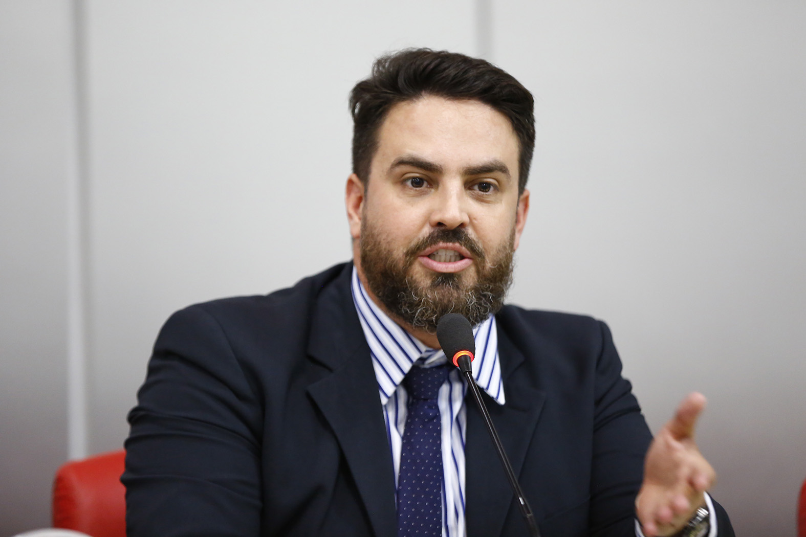 LÉO MORAES PARTICIPA DE SESSÃO NA ALE/RO PARA DEBATER DÍVIDA DO BERON - News Rondônia