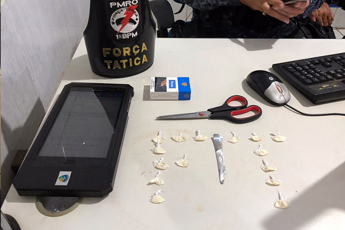 MAIS UM - Força Tática prende jovem comercializando cocaína - News Rondônia