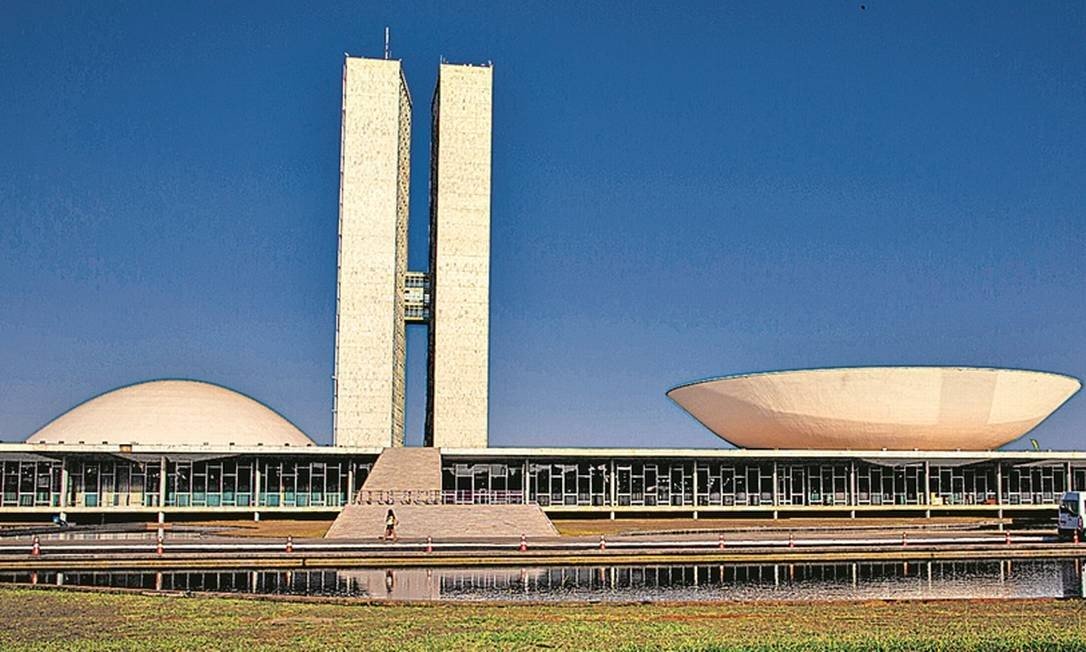COM NOVO CÁLCULO DO TSE, MAIS DE R$ 56 MILHÕES DO FUNDO ELEITORAL MUDAM DE PARTIDO - News Rondônia