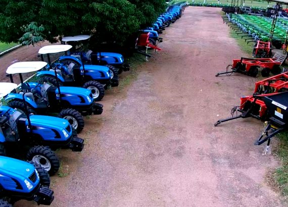 MAQUINÁRIO AGRÍCOLA ADQUIRIDO PELO PROGRAMA CALHA NORTE PROMOVE O DESENVOLVIMENTO DO TRABALHO RURAL EM RONDÔNIA - News Rondônia