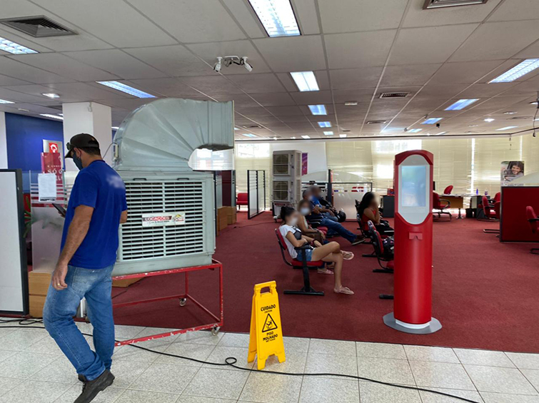 Sindicato denuncia descaso do Bradesco por agência que funciona com ambiente insalubre para o ser humano - News Rondônia