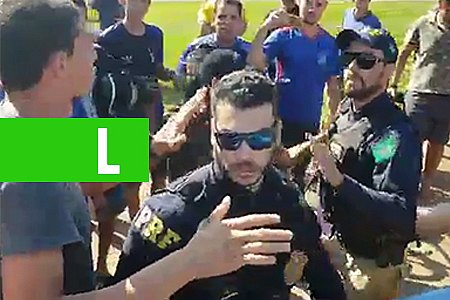 PRF TENTA RETIRAR PNEUS NA BR-319 E ENTRA EM CONFLITO COM POPULARES - News Rondônia