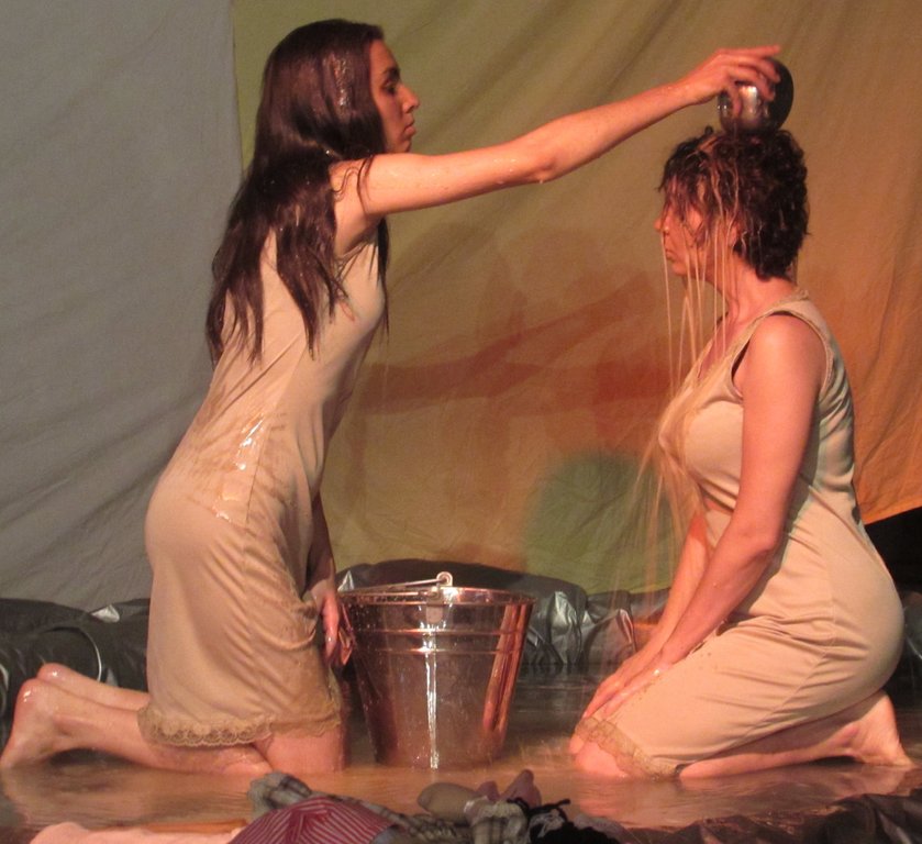 WANKABUKI SE APRESENTA NA FRENTE DO TEATRO - RO - News Rondônia