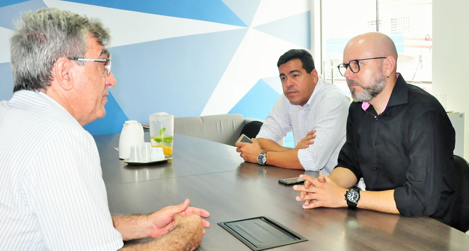 ALEKS PALITOT PARTICIPA DE REUNIÃO SOBRE TRANSPORTES NA SEMED - News Rondônia