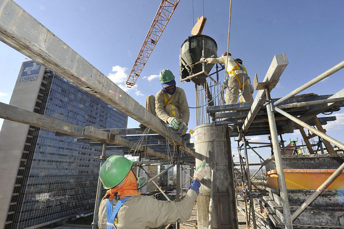 Confiança da construção atinge maior nível desde março de 2014 - News Rondônia