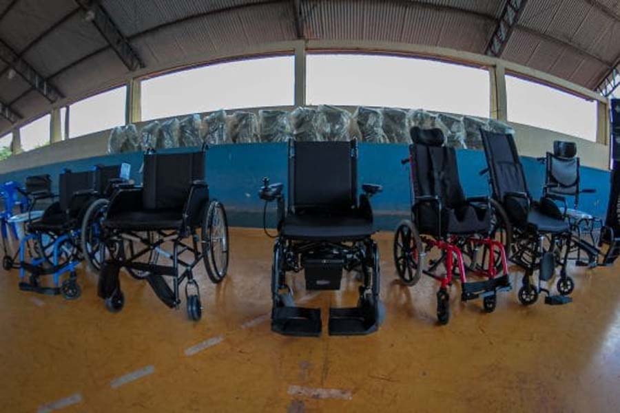 Governo de Rondônia entrega de 201 aparelhos de locomoção - News Rondônia