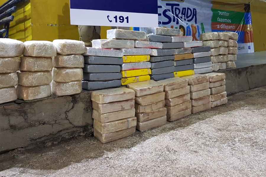 DROGA NA 364 - Droga avaliada em quase R$ 13 milhões é apreendida - News Rondônia