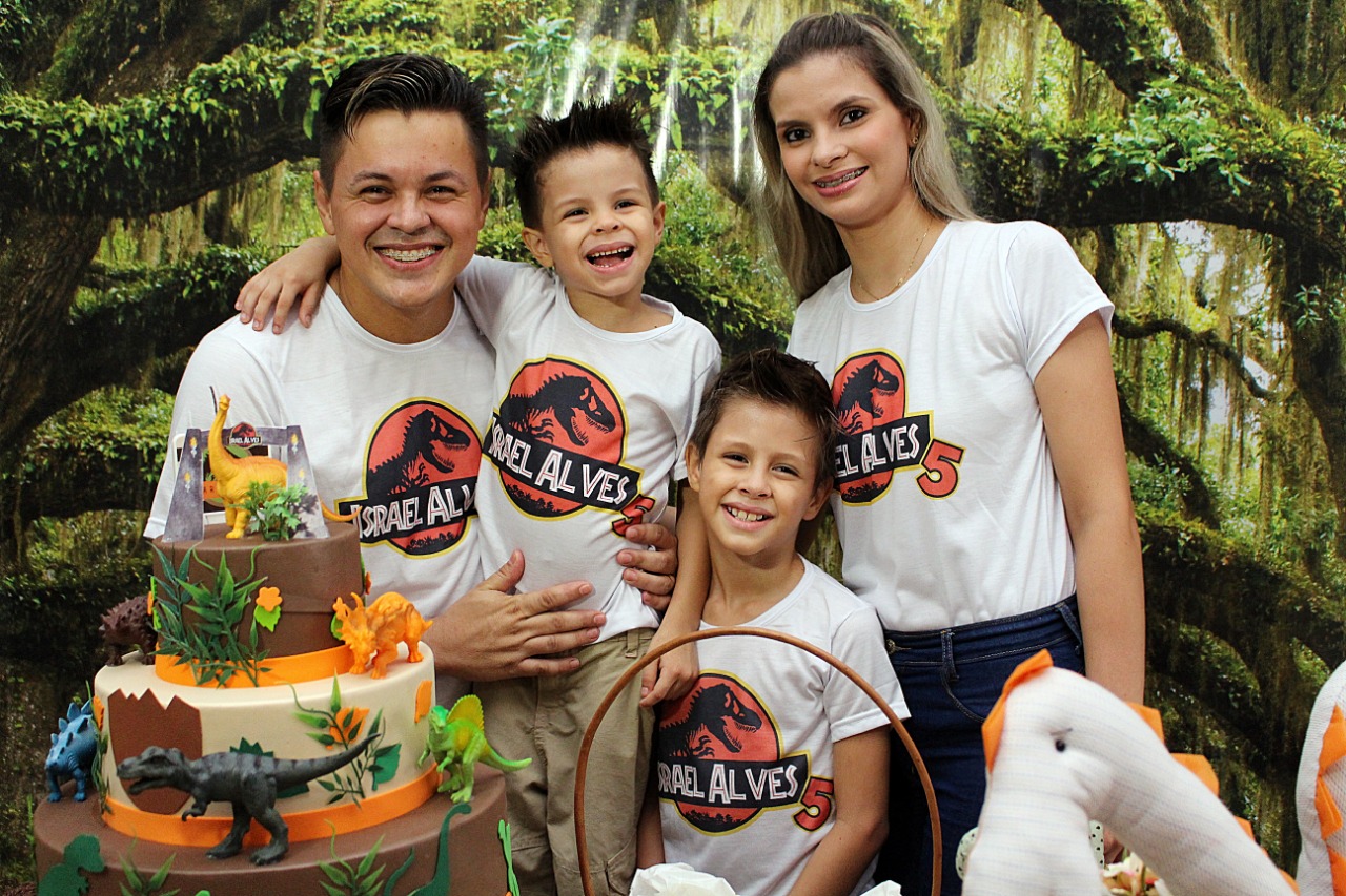 COLUNA SOCIAL MARISA LINHARES: NIVER DE CINCO ANINHAS - News Rondônia
