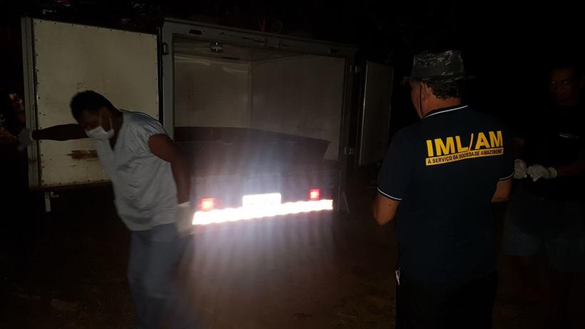 HOMEM TENTA ASSALTAR LOJA E É MORTO A FACADAS POR JUSTICEIRO MISTERIOSO EM MANAUS - News Rondônia