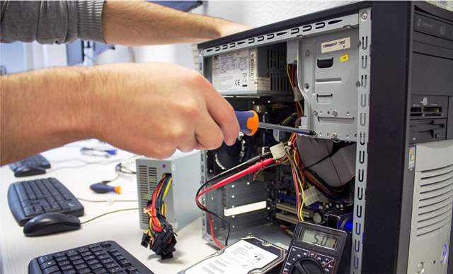 ADOLESCENTES QUE CUMPREM MEDIDAS SOCIOEDUCATIVAS CONCLUEM CURSO DE MANUTENÇÃO DE MICROCOMPUTADORES EM PORTO VELHO - News Rondônia