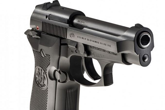 Policiais do Choque prende homem com pistola 380 pertencente à Policial Civil - News Rondônia