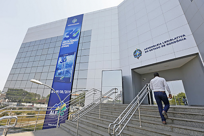 Assembleia Legislativa aprova 12 decretos legislativos e projetos de lei - News Rondônia