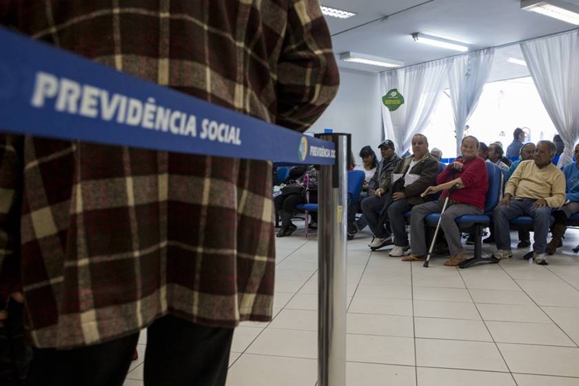 PROPOSTA DE REFORMA DA PREVIDÊNCIA ACABA COM REAJUSTE PELA INFLAÇÃO - News Rondônia