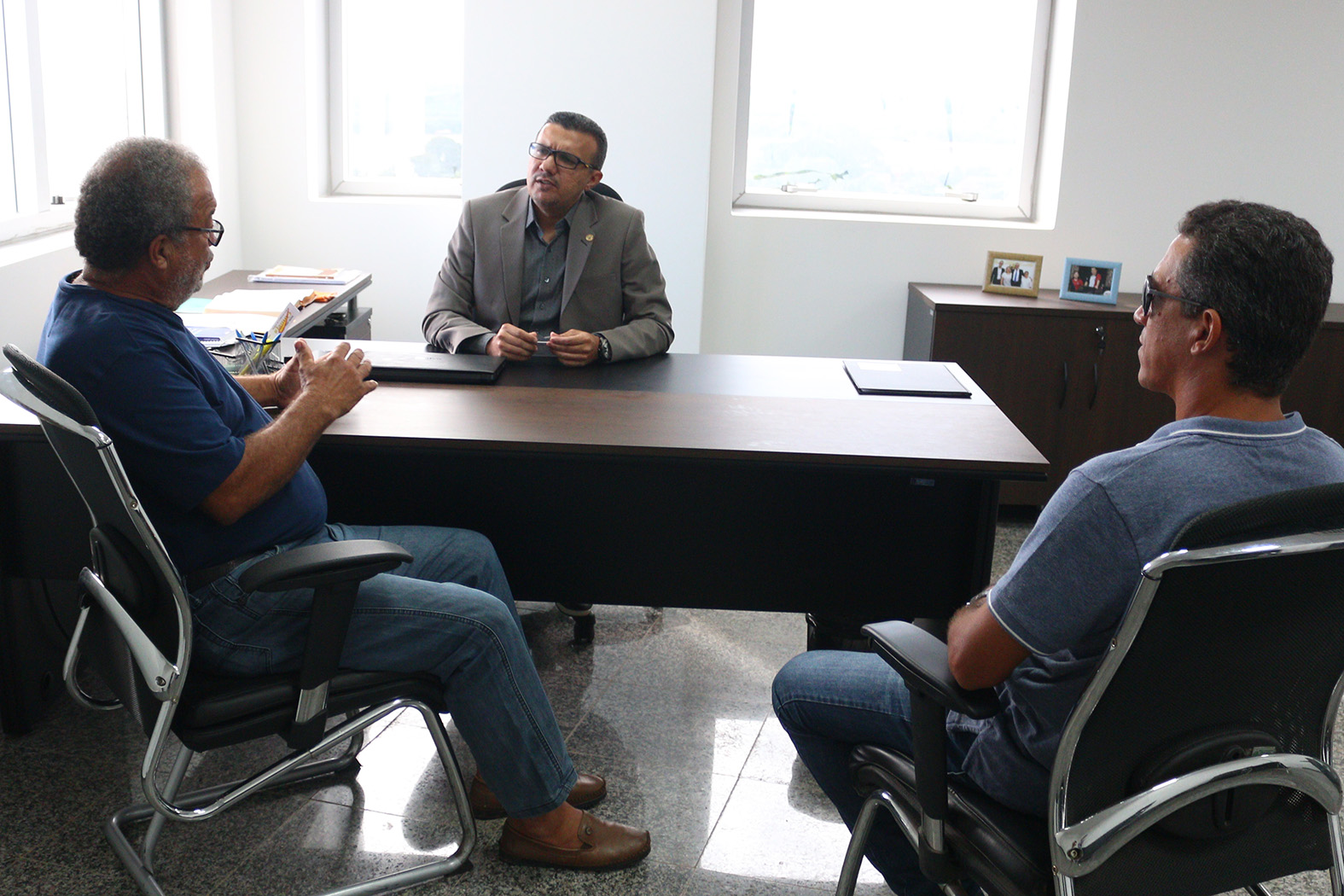 ALEX SILVA RECEBE DEMANDAS DO DISTRITO DE VISTA ALEGRE DO ABUNÃ - News Rondônia