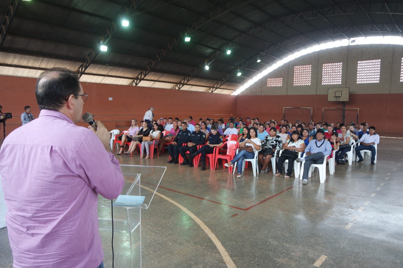 FAMÍLIAS RECEBEM INCENTIVOS PARA FOMENTAR AS ATIVIDADES RURAIS EM CACOAL - News Rondônia