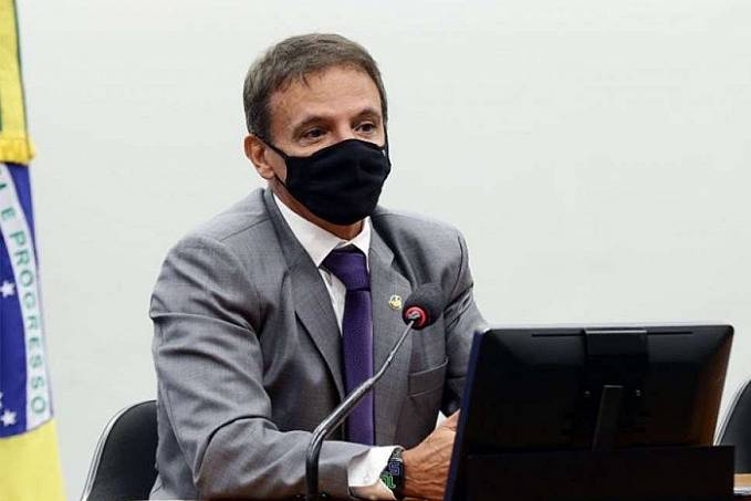 PEC Emergencial: relator desiste de incluir em parecer fim do piso para gasto em saúde e educação - News Rondônia