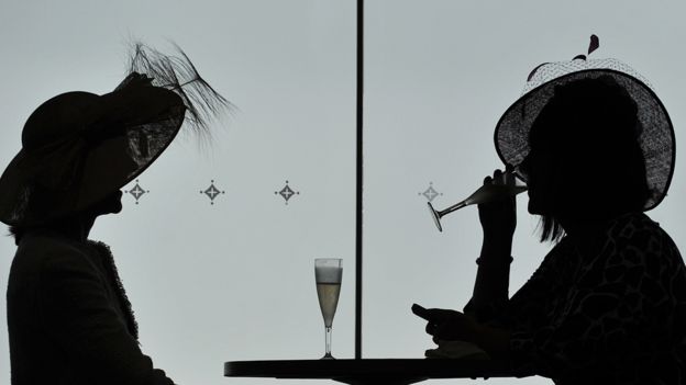CONFIRA DEZ CURIOSIDADES SOBRE O CHAMPANHE, BEBIDA ESTRELA DAS FESTAS DE FIM DE ANO - News Rondônia
