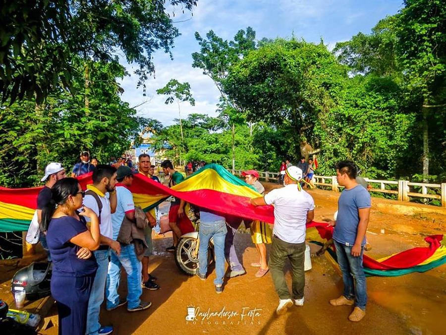 PONTE ENTRE BOLÍVIA E ACRE SEGUE FECHADA: IMPRENSA DE COBIJA PEDE PROTEÇÃO PARA TRABALHAR - News Rondônia