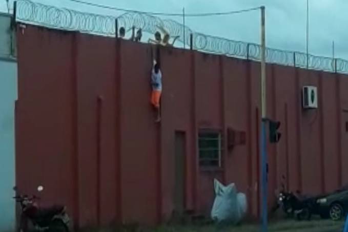 NEWS URGENTE: Vídeo mostra fuga de marginais na unidade de internação em Porto Velho - News Rondônia