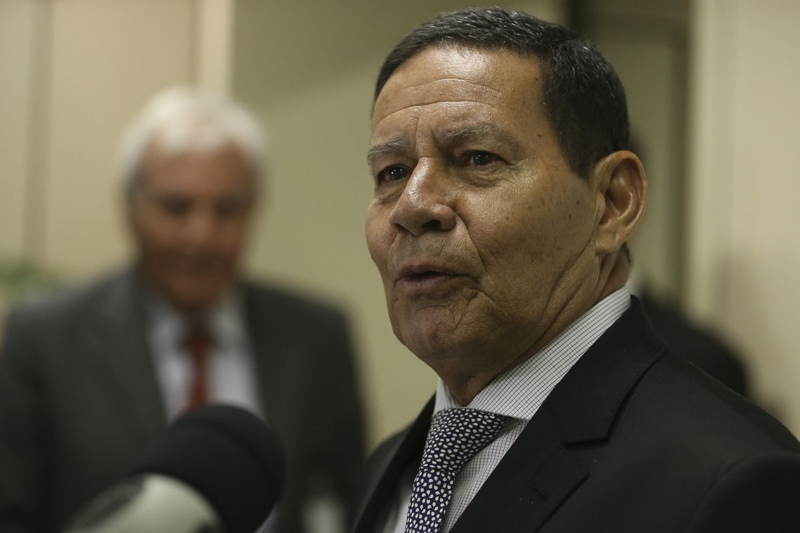 MOURÃO DIZ QUE DIVULGAÇÃO DE ÁUDIOS DE AUTORIDADES É CRIME - News Rondônia