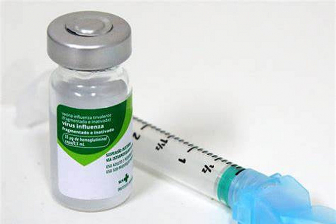 Professores e profissionais de saúde começam a ser imunizados contra a gripe H1N1 a partir desta terça-feira - News Rondônia