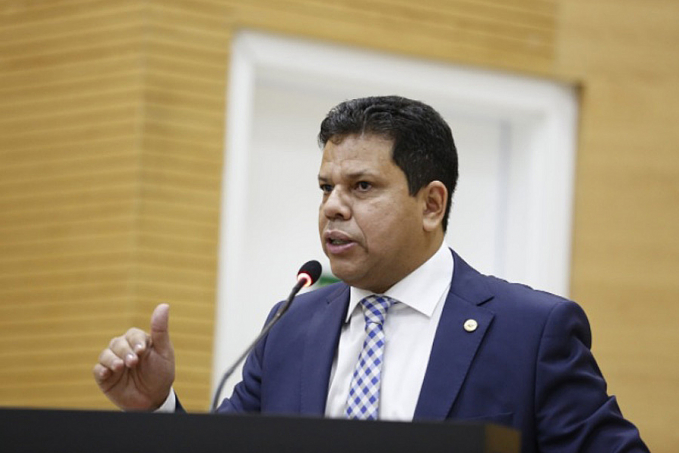 Atendendo pedido da classe Jair Montes solicita que Detran ofereça cursos de capacitação e atualização aos taxistas e mototaxistas na capital e interior - News Rondônia