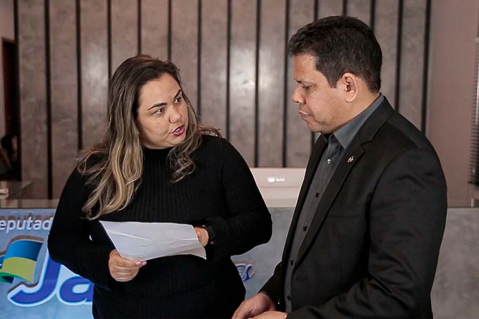 Deputado Jair Montes destina emenda de R$1 mi para compra de armas e distintivos para polícia penal do Estado de Rondônia - News Rondônia