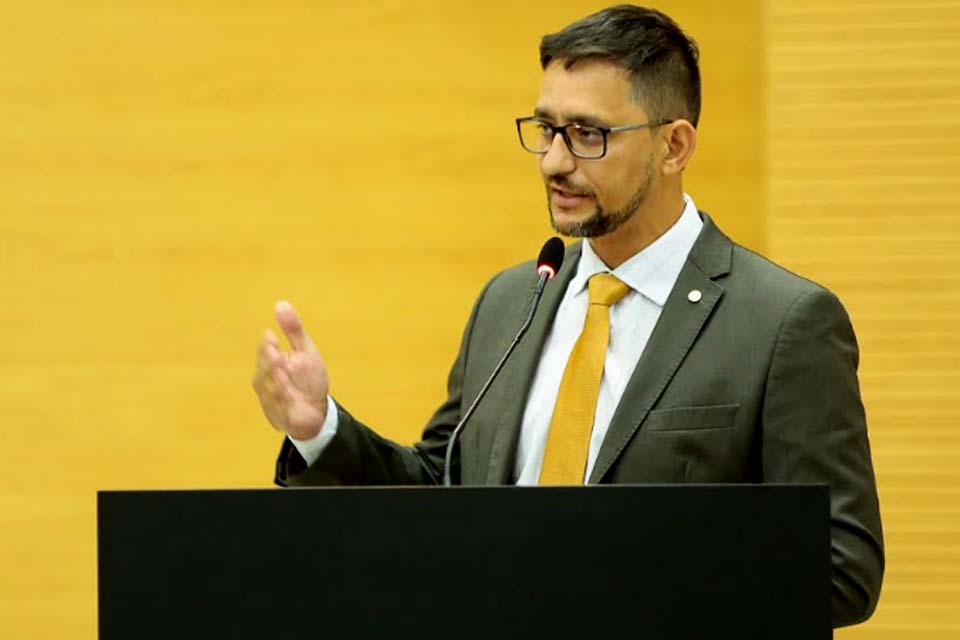Curso pré-vestibular: Deputado Anderson Pereira sugere preparação gratuita dos alunos rondonienses para o Exame Nacional do Ensino Médio (Enem) - News Rondônia