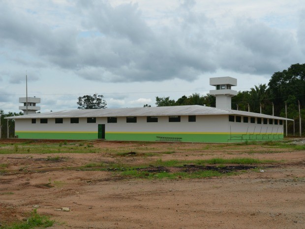 Em rede social delegado comunica fuga de presos em Ariquemes; dos 13, quatro escaparam - News Rondônia
