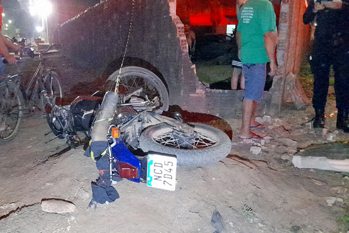 ROLEZINHO: Motociclista fratura mandíbula ao bater contra muro - News Rondônia