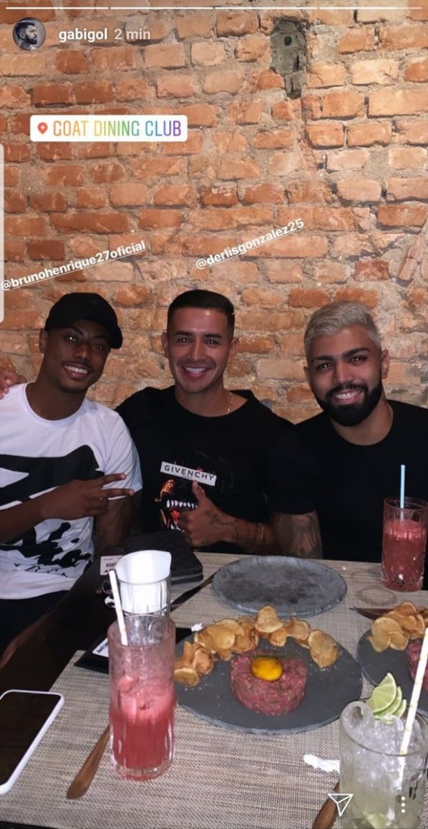 EM SANTOS, GABIGOL ESPERA LIGAÇÃO DO FLAMENGO PARA VIAJAR AO RIO DE JANEIRO E ASSINAR CONTRATO - News Rondônia