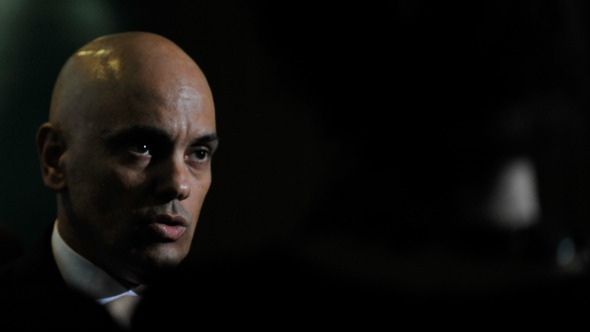 ALEXANDRE DE MORAES RECUA DE DECISÃO E REVOGA CENSURA A SITES - News Rondônia