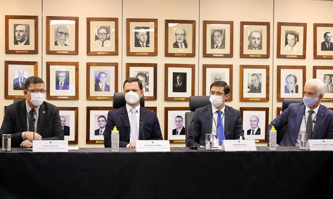 Governo de Rondônia e MJ anunciam ação contra invasão de terras - News Rondônia