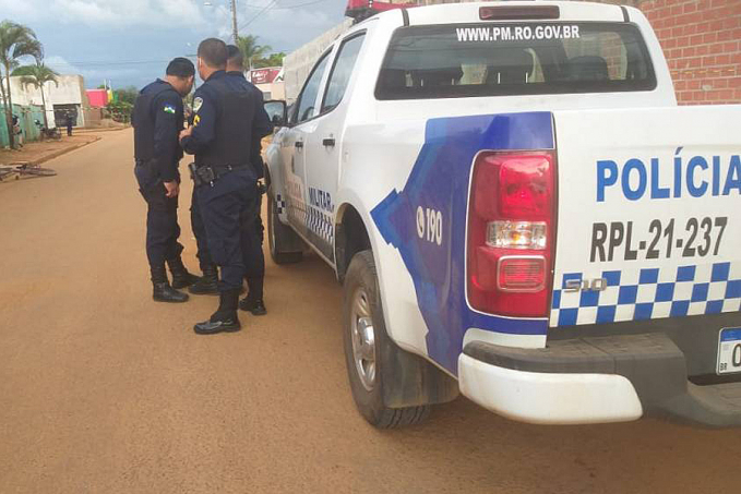 Dupla em moto faz vários disparos, vítima é atingida, mas sobrevive a tentativa de execução - News Rondônia