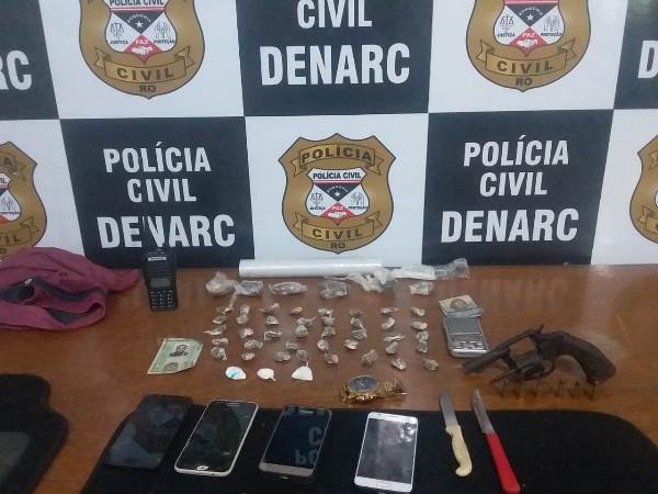 POLÍCIA CIVIL APREENDE DROGAS E ARMA DE FOGO NO BAIRRO MARCOS FREIRE EM PORTO VELHO - News Rondônia