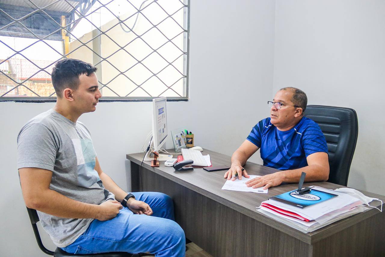 GOL DE PLACA: ÍDOLO NO JAPÃO, JOGADOR ELSINHO DOA MAIS DE 5,5 TONELADAS DE ALIMENTOS PARA FAMÍLIAS CARENTES DE PORTO VELHO - News Rondônia