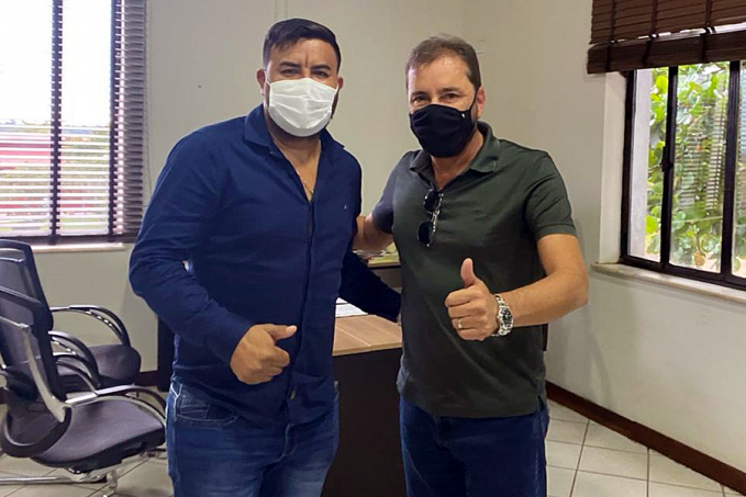 Vereador Carlos Damaceno solicita construção de abrigo para motoboys - News Rondônia
