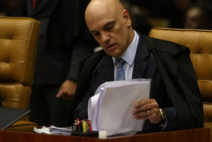 Bolsonaro formaliza pedido de impeachment de Alexandre de Moraes - News Rondônia