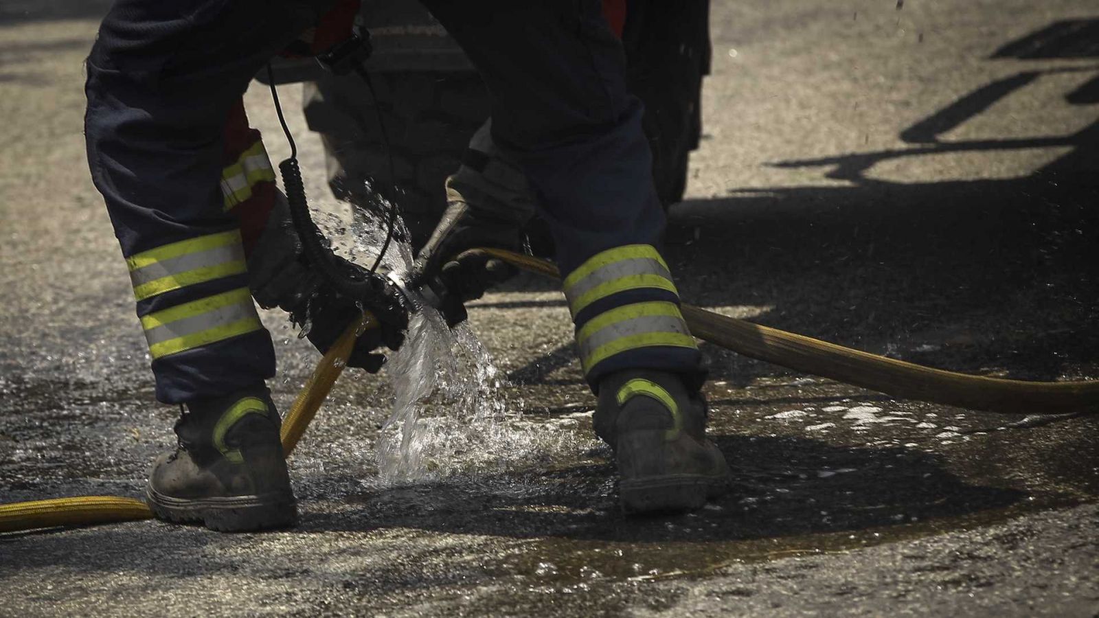 INCÊNDIO NUM PRÉDIO EM CASCAIS FAZ UM MORTO E NOVE FERIDOS - News Rondônia