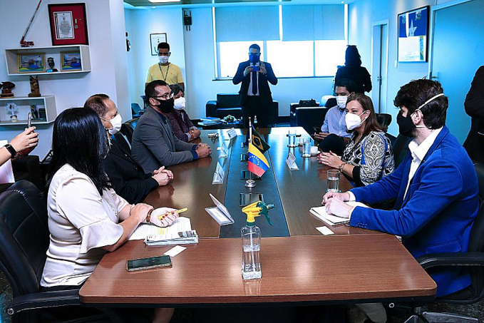Governo de Rondônia recebe visita institucional da embaixadora da Venezuela - News Rondônia